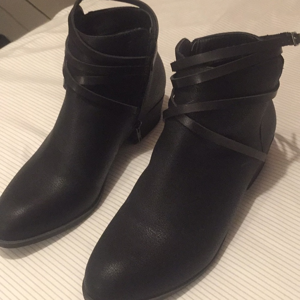 Black boots